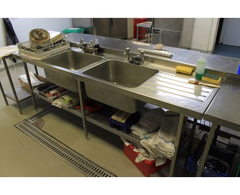 Commercial Stainless Steel Twin Basin Sink With L/H &amp; RH Drainer, Upstand, Undershelf &amp; Drawer 2400mm