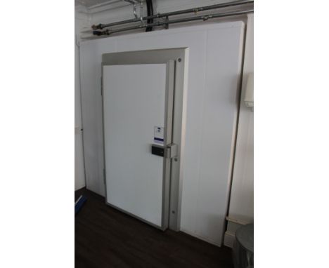 Colsec Walk In Chiller Temperature Range Is 0Â°C To +8Â°C Modular Design With Interior Light The Insulation Of The Panels Is 