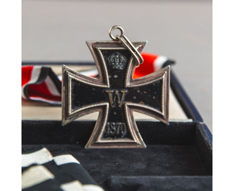 Großkreuz des Eisernen Kreuzes 1870, wohl Zweitstück/Auslagestück a. d. Zeit, m. Band u.Etui (blau) m. Messingschließe, innen