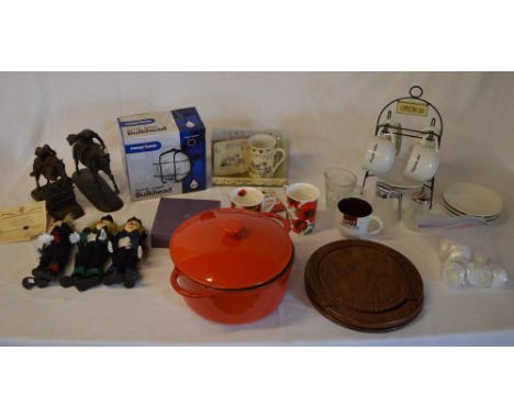 Outdoor light fitting, various cups/mugs, 3 clown figures (af), 2 horse & jockey figures (af)