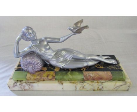 Art Deco style figurine on a marble and onyx base L 40.5 cm