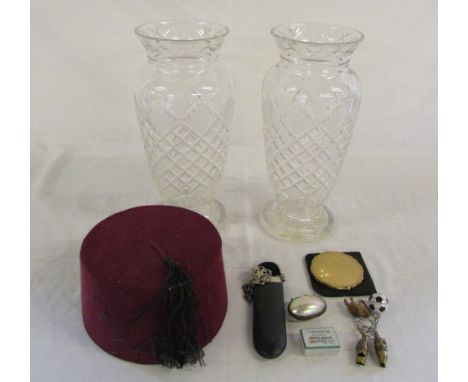 Pair of glass vases (one a/f), stratton compact, Fez, mother of pearl locket etc