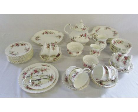 Royal Albert 'Lavender Roses' tea service approx 40 pieces