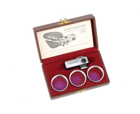 A Zeiss Ikon Contax Contameter Close-Up Macro Device, chrome, optics VG-E, with Proxar 20, 30, & 50 filters, in maker's box, 