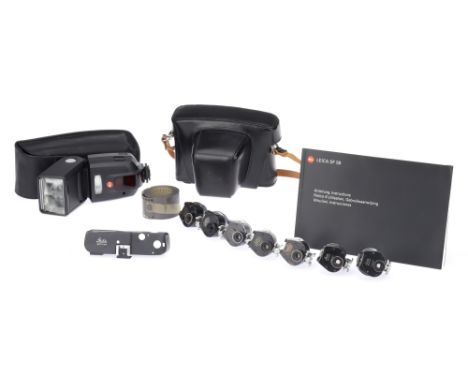 Leica Accessories comprising seven Leitz VIOOH universal accessory viewfinders, a Leica SD58 electronic flashgun with case an