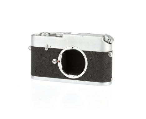 Lot 429 - A Leica Digilux 2 Compact Camera