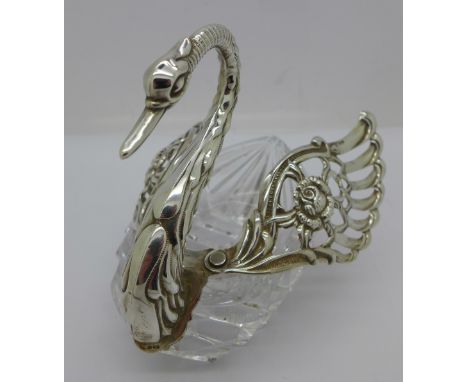 A silver and glass swan trinket, 10cm