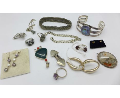 A 925 silver and shell set bangle, an agate set brooch, a silver bracelet, etc.