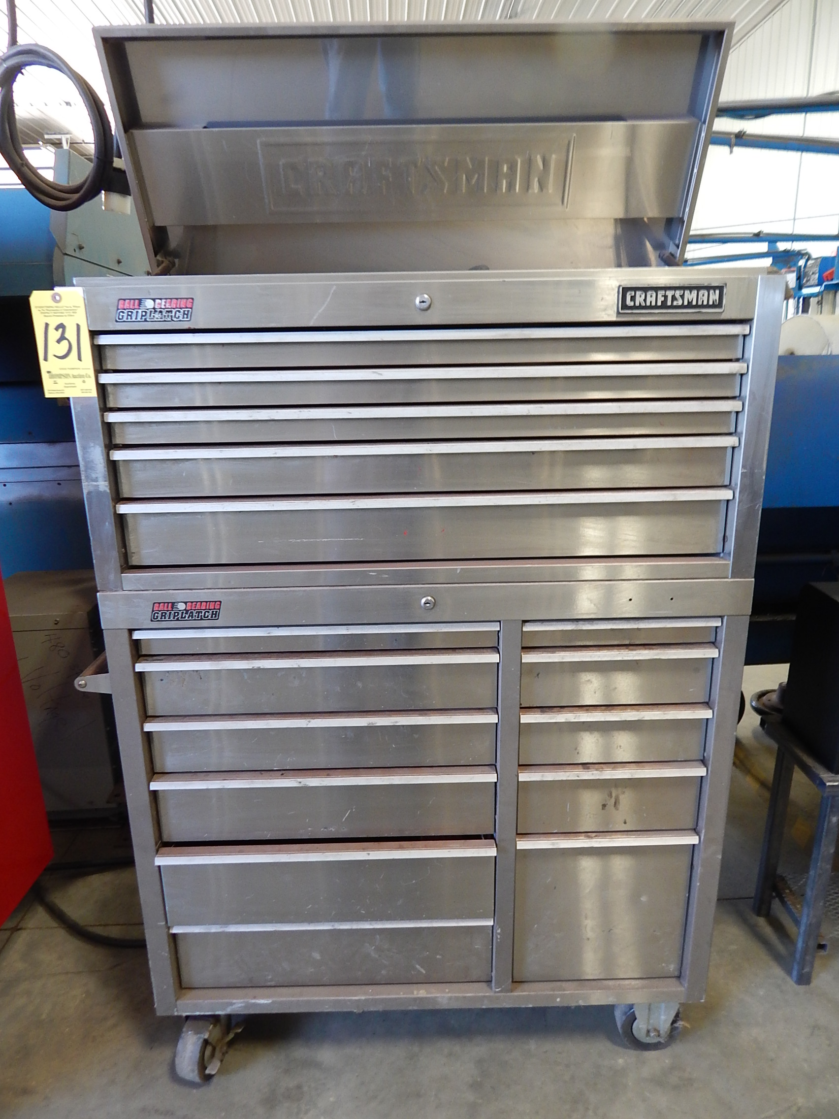 Craftsman roll around tool chest