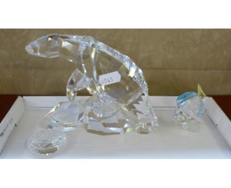 A Swarovski boxed polar bear, together with two other Swarovski ornaments (3) 