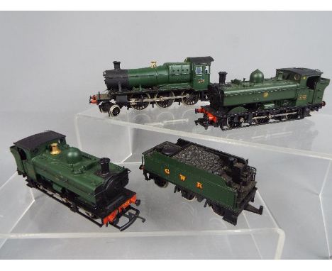 Bachmann - Three unboxed OO gauge steam locomotives by Bachmann. Lot includes 2-6-0 steam locomotive and tender Op.No.6319 in