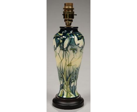 A MOORCROFT LAMP, 23CM H EXCLUDING FITMENTN C2000  Good condition