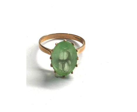 9ct gold vintage green paste stone cocktail ring (2.8g) 