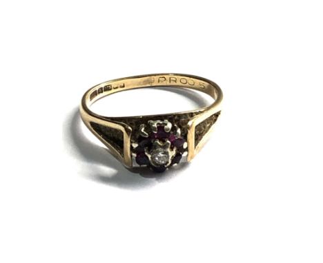 9ct gold vintage diamond &amp; ruby halo dress ring (2.4g) 