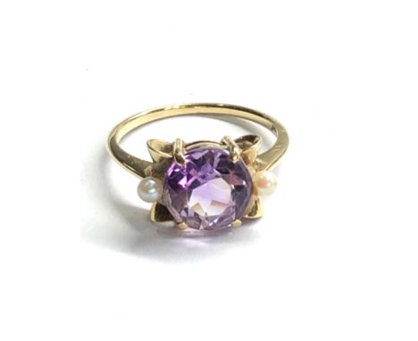 14ct gold amethyst &amp; pearl ring weight 3.3g 