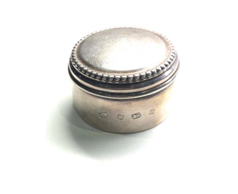 Vintage round silver trinket box measures approx 6cm dia height 3.5cm weight 65 