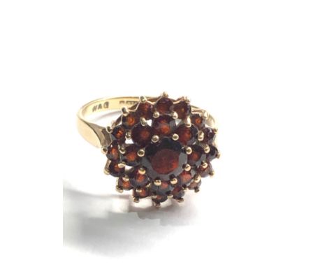 9ct gold vintage garnet dress ring (3g) 