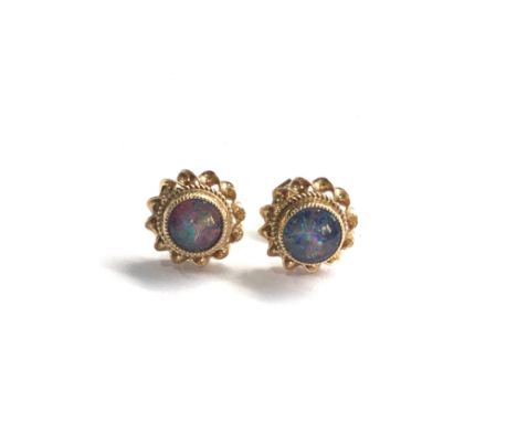 9ct gold opal doublet earrings weight 1.9g 