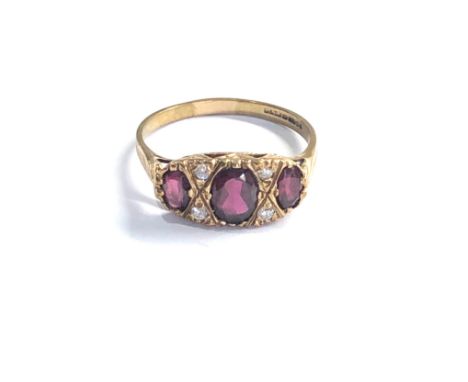 9ct gold vintage amethyst &amp; diamond ring (2.7g) 
