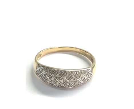 9ct gold diamond cluster ring (1.6g) 