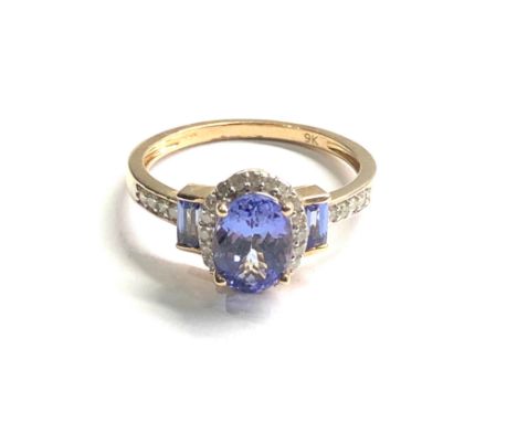 9ct gold tanzanite &amp; diamond ring weight 2.7g 