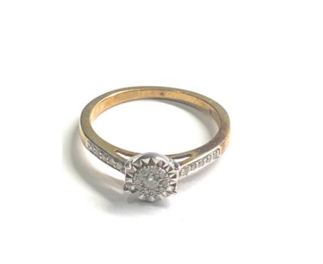 9ct gold diamond ring weight 2g 