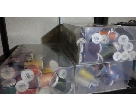 Quantity of mixed colour threads. P&amp;P Group 3 (£25+VAT for the first lot and £5+VAT for subsequent lots) 