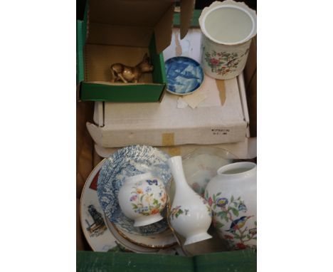 Box of ceramics to include Beswick, Aynsley &amp; cabinet plates 