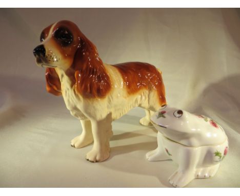 1x Coopercraft porcelain dog and a Balmoral Thistle Frog trinket box.