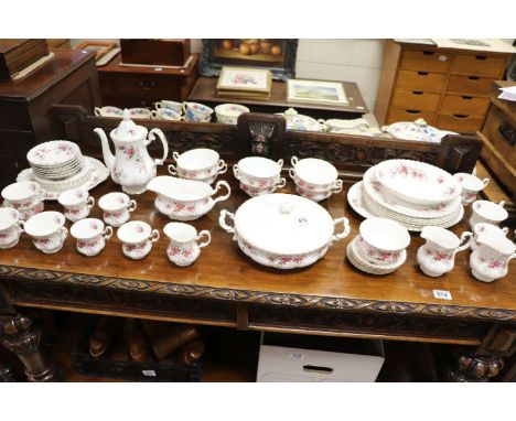 Royal Albert ' Lavender Rose ' Dinner, Tea and Coffee Service comprising 6 Dinner Plate, Tureen with Lid, Oval Serving Dish, 