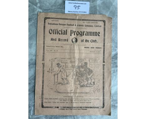 1919 - 1920 Tottenham v Aston Villa FA Cup Football Programme: Fair condition with no team changes dated 6 3 1920. Bit of wea