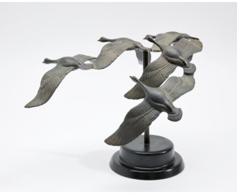 Hattakitkosol Somchai,&nbsp;Thai 1934-2000 -&nbsp;A flock of birds;&nbsp;bronze, signed and numbered on the underside 'Somcha