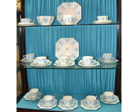 A Foley twelve-setting tea service, pattern no. 10027, c.1920
