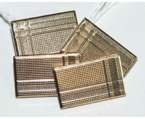 A pair of 9ct yellow gold rectangular cufflinks with engine-turned decoration, 9.9g.