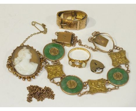 A Chinese 18ct gold and jade bracelet (af, one jade plaque missing), an 18ct gold ring set opals (af), and other items.