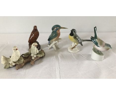 2 Karl Ens ceramic birds. A Kingfisher and Grey Wagtail. Together with 3 other ceramics birds to include Beneagles small whis