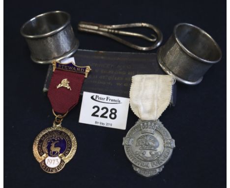 Pair of engine turned silver napkin rings, folding button hook and two Masonic stewards jewels. (B.P. 24% incl. VAT)