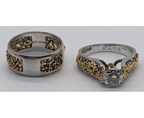 An 18ct white gold diamond ring, approx 0.16cts, together with matching 18ct band, total weight 8.8g,