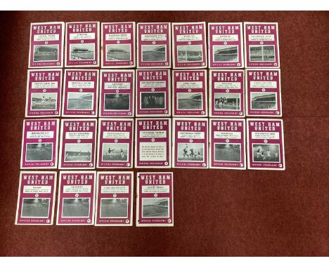 West Ham United Home Programmes, 1958-9 - twenty League (Manchester United absent) London Cup v. Arsenal. Orient. Floodlight 