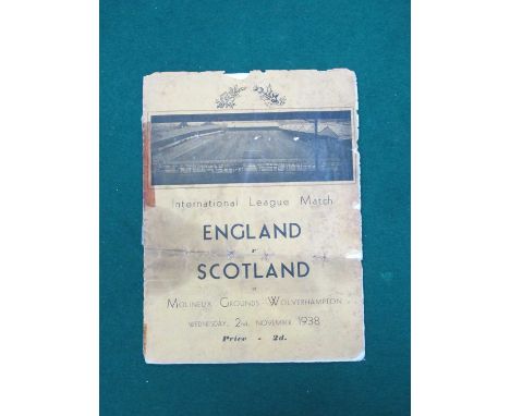 Football League Inter League Programme 1938 v. Scotland at Wolves, dated 2nd November 1938 (back page absent, poor).