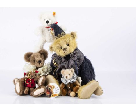 Five collectors/artist teddy bears,  including a yellow tag Lotte with card tag, a Bears on the Green Bo-Bo, 5 of 6 with card