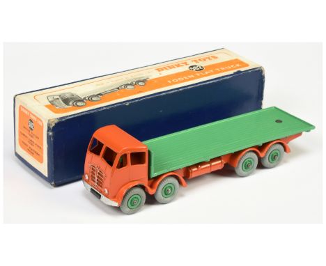 Dinky Toys 502 Foden (type 2) Flat Truck - Burnt Orange cab and chassis, mid-green back and rigid hubs,with grey treaded tyre