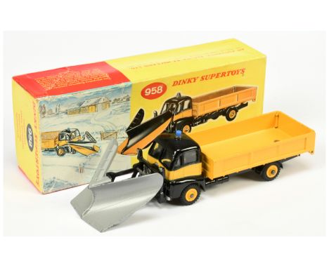 Dinky Toys 958 Guy Warrior With Snow Plough - Black and yellow including supertoy hubs, solid mid-blue roof light and harder 