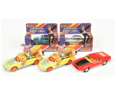 Corgi Toys Unboxed "James Bond" Ford Mustang Mach 1 - Red, white base and interior, black plastic bonnet, 2 X "The Magic Roun