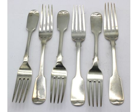 Five matched Victorian Scottish silver dinner forks, each fiddle patterned, hallmarked by either Wilson & Sharp, Glasgow, 186
