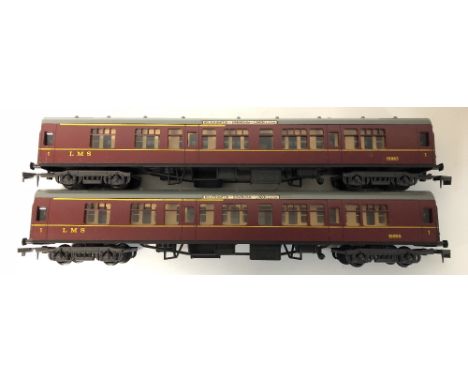 Lima O gauge pair of LMS crimson passenger coaches unboxed all buffers and couplings and wheels all present
