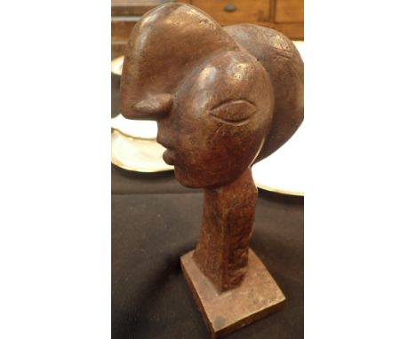 Bronze Picasso style bust H: 25 cm