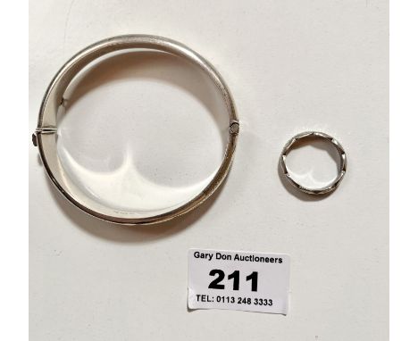 Silver bangle and silver ring. Total W: 0.51 tozs