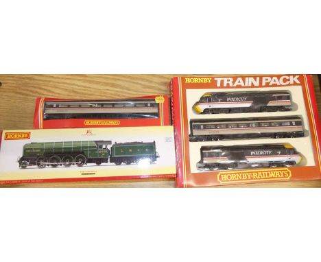 One box of mixed Hornby, Triang, and Ibertren modern release and vintage railway related items, to include a Hornby DCC Ready