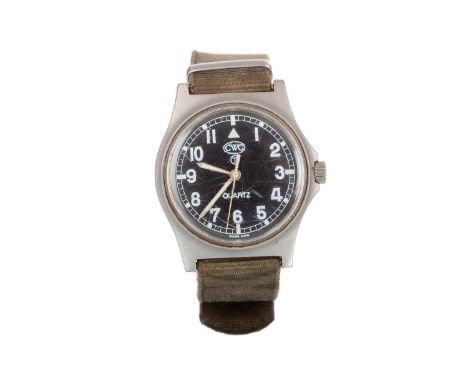 CWC MILITARY QUARTZ WRIST WATCH, dated 1999, the round dial with Arabic hour markers, outer railroad seconds track in white, 